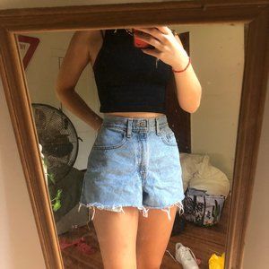 Vintage Light wash Levi Mom Shorts